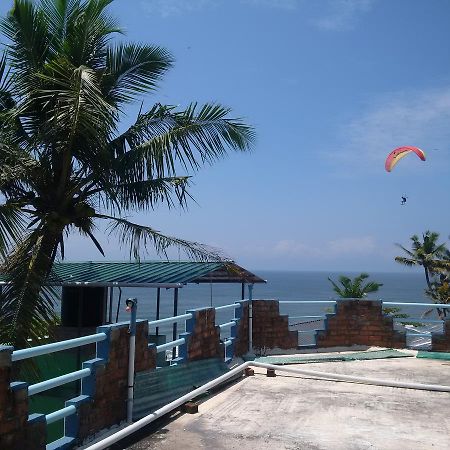 Mother Palace Beach Resort Varkala Buitenkant foto